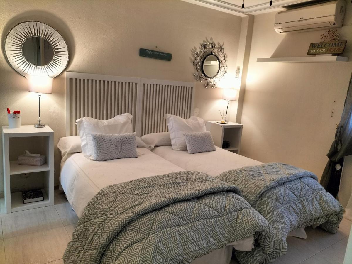 Apartamentos Flamenco B&B Sevilla Bagian luar foto