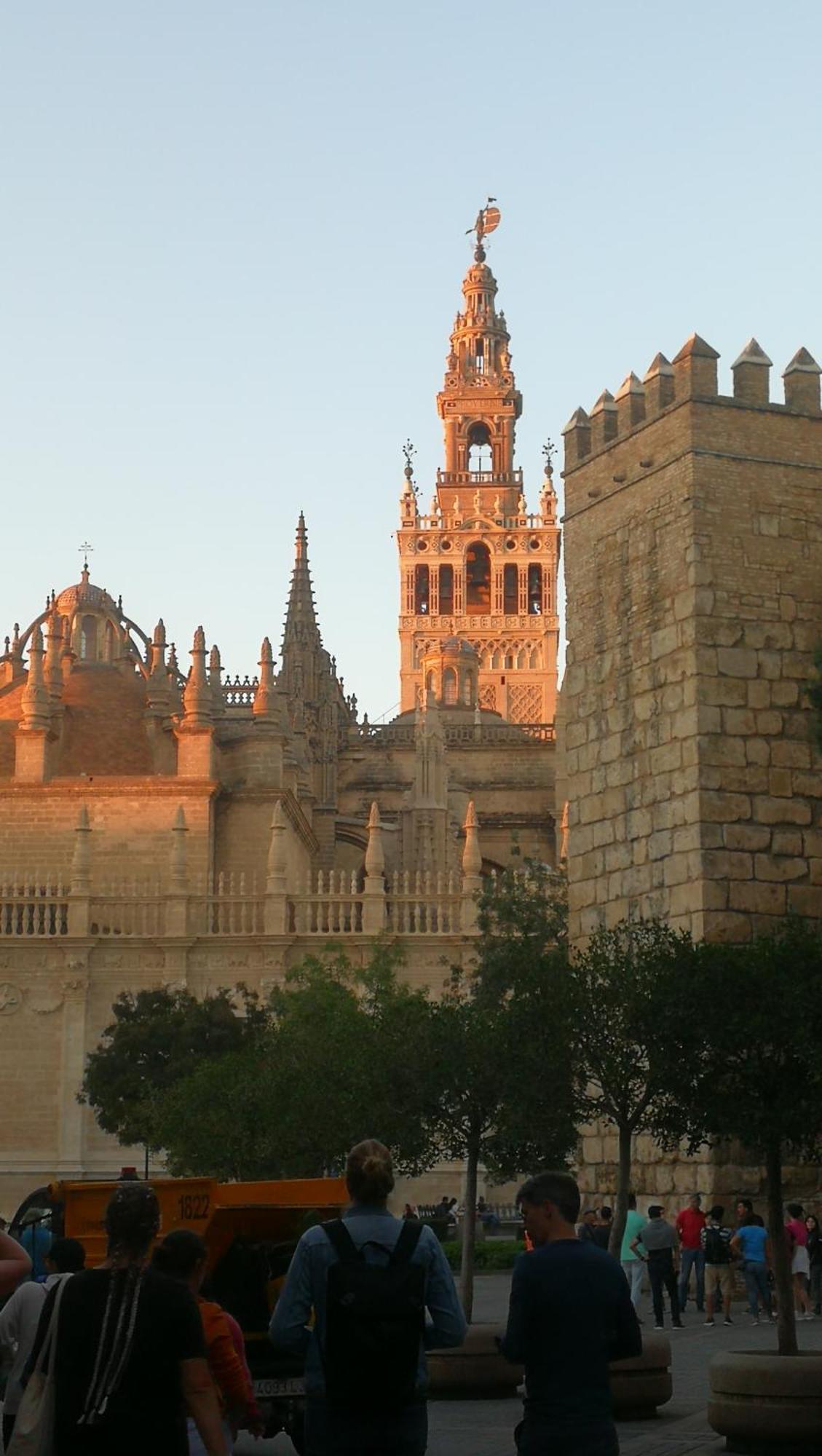 Apartamentos Flamenco B&B Sevilla Bagian luar foto